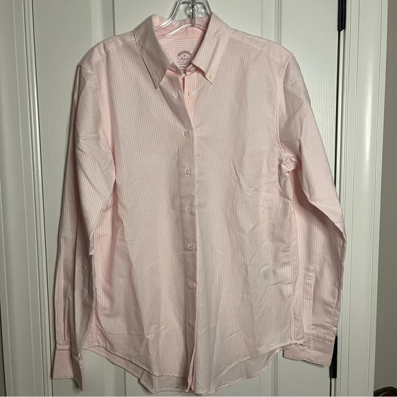 Pink pin stripe Brooks Brothers size 10 women’s button down GREAT CONDITION - Picture 7 of 7